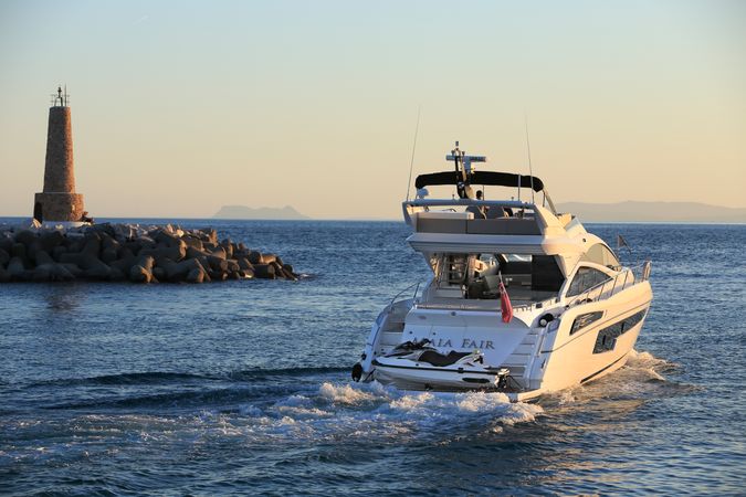 Sunseeker 68 | Maia Fair