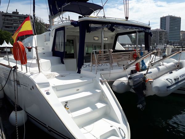 Lagoon 440 | Chocolate