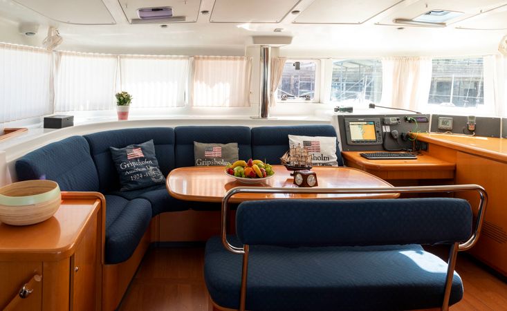 Lagoon 440 | Chocolate