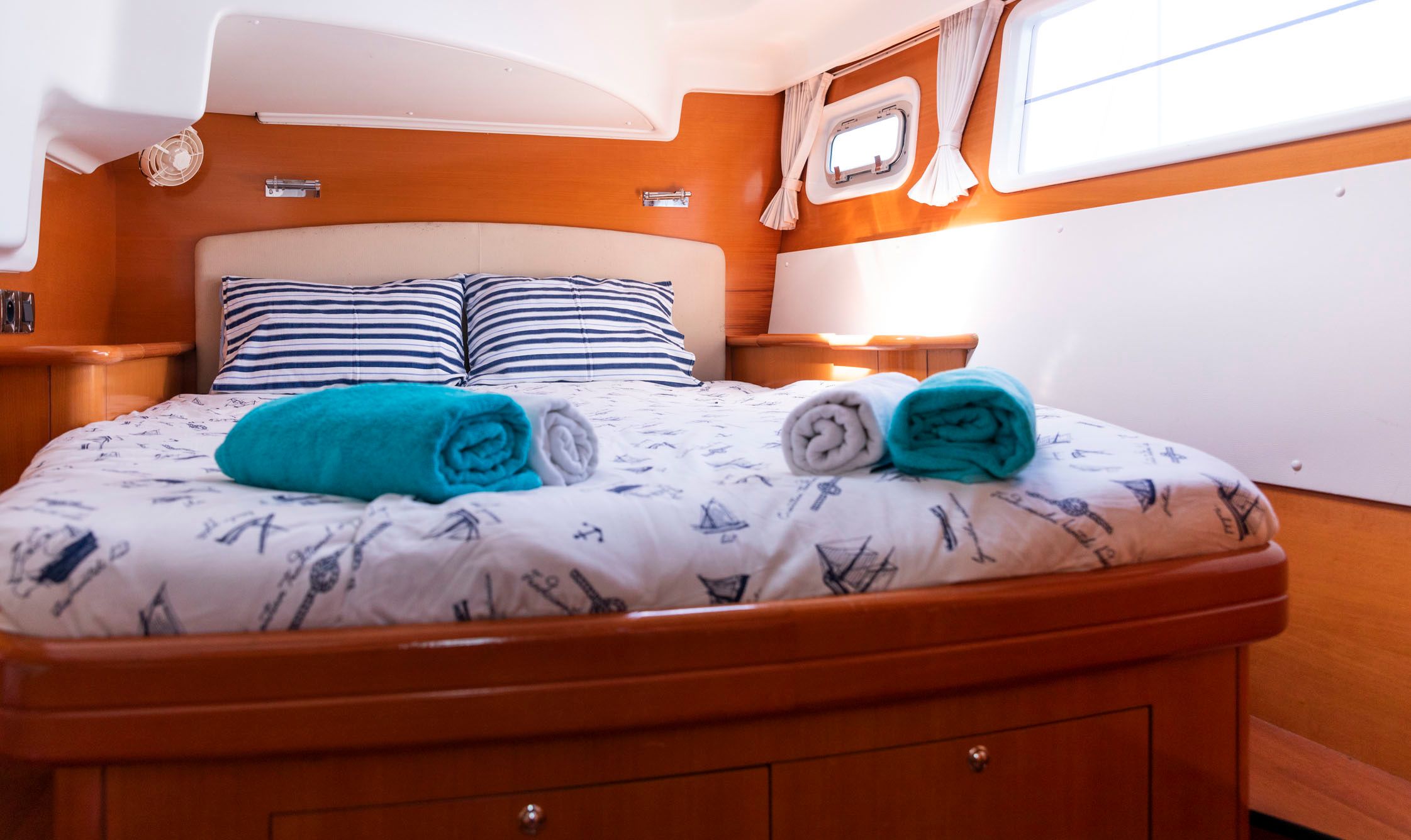 Lagoon 440 | Chocolate