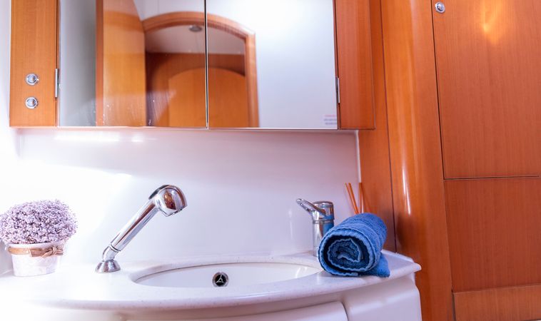 Lagoon 440 | Chocolate