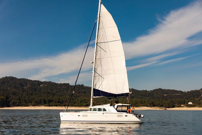 Lagoon 440 | Chocolate