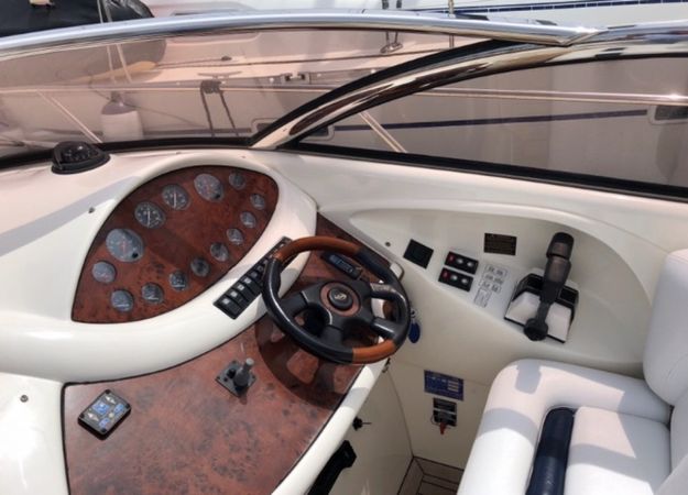 Sunseeker 34 | Blaumari