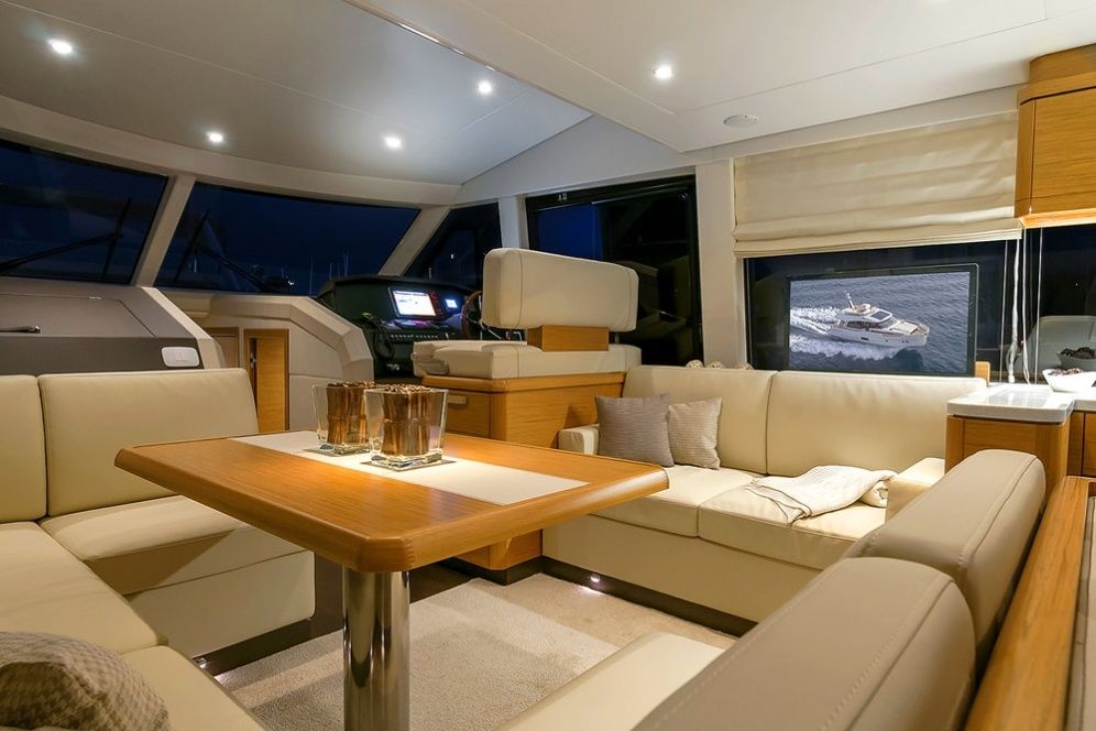 Greenline 48 Hybrid | Green Breeze