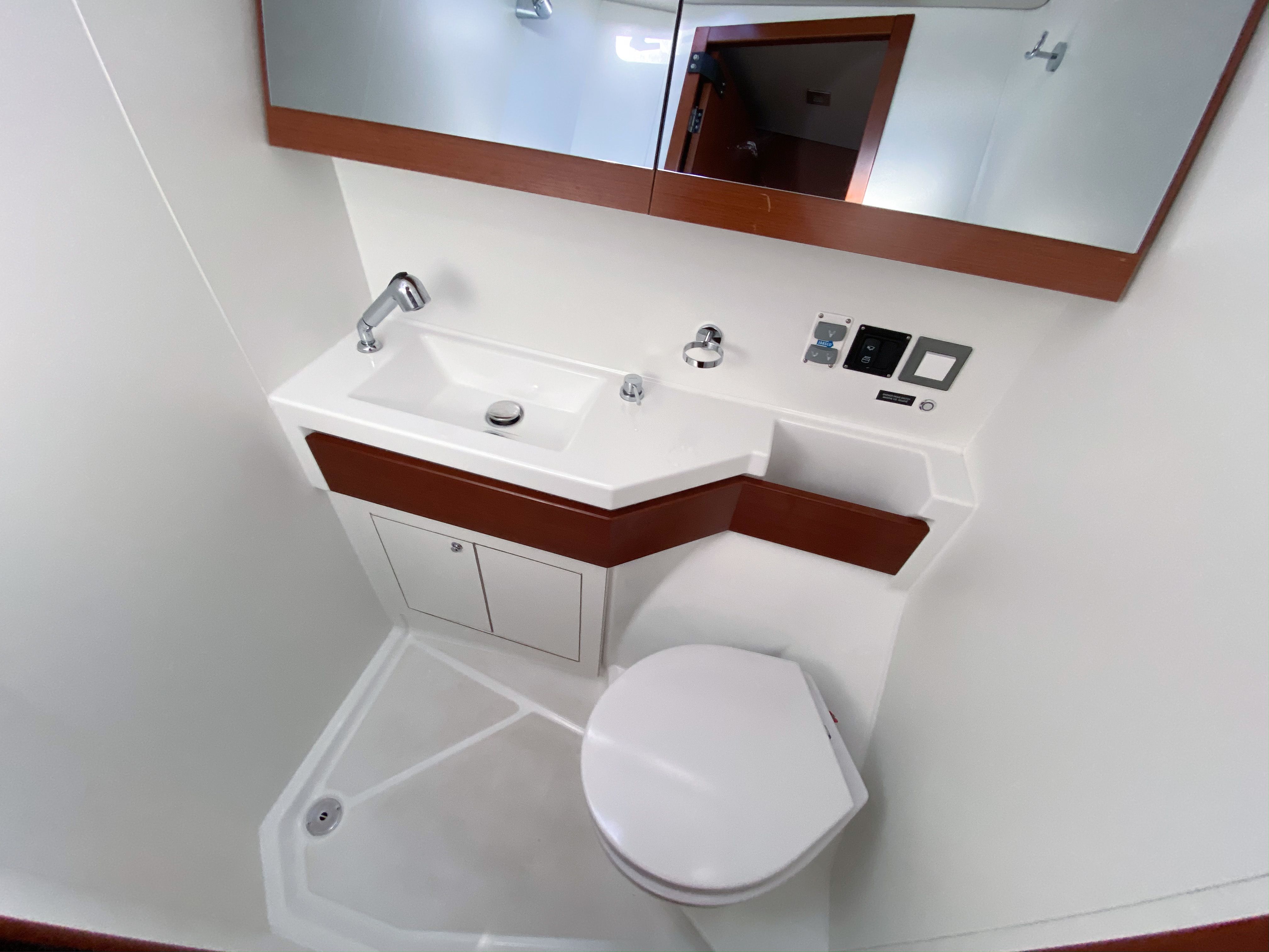 Beneteau Oceanis 46.1 | No Stress