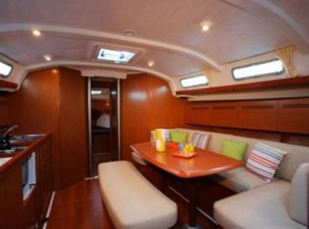Beneteau Cyclades 43.4 | Orion 2