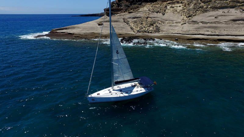 Beneteau Cyclades 50 | White Sea