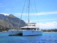 Lagoon 52 F (2013)