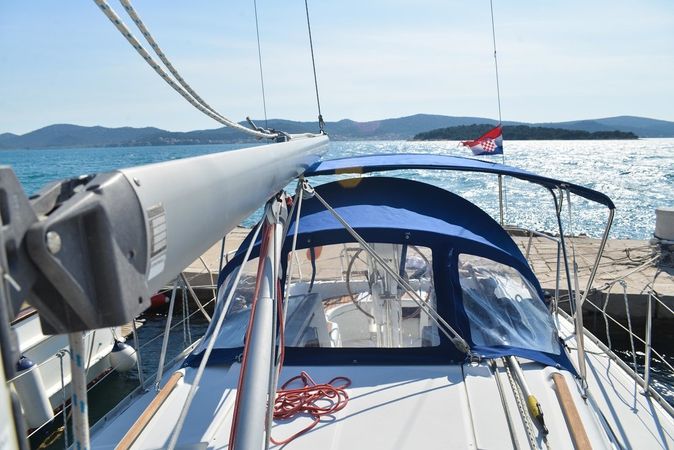Beneteau Oceanis Clipper 323 | Despina