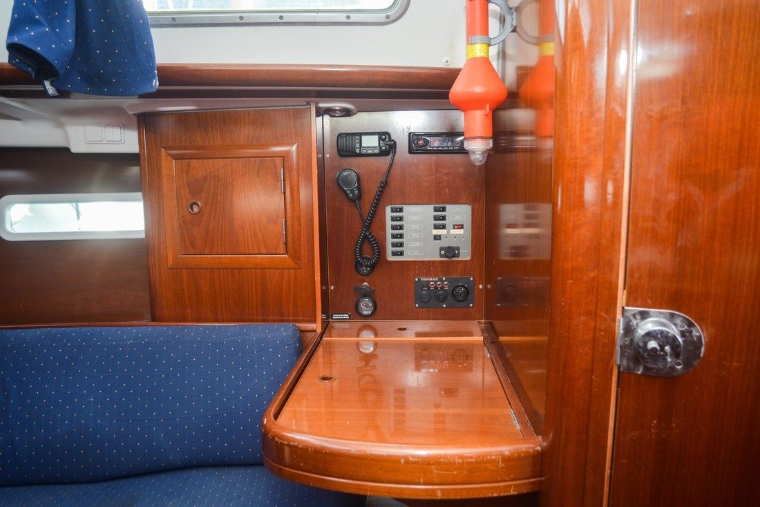 Beneteau Oceanis Clipper 323 | Despina