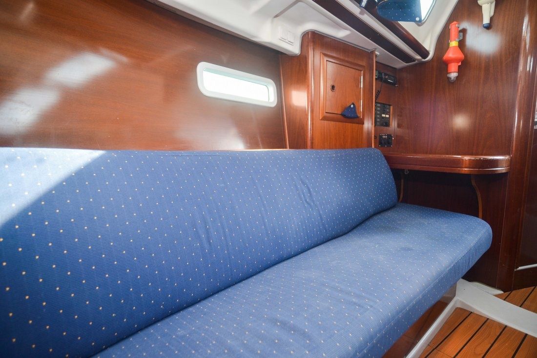 Beneteau Oceanis Clipper 323 | Despina