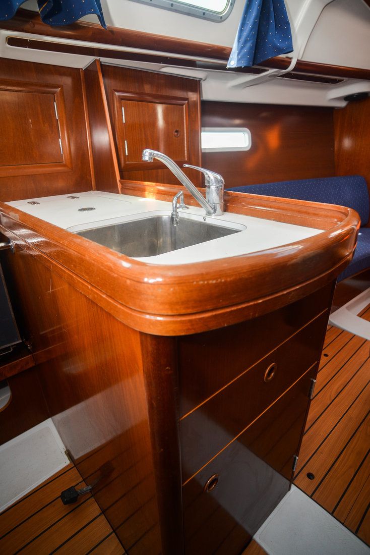 Beneteau Oceanis Clipper 323 | Despina
