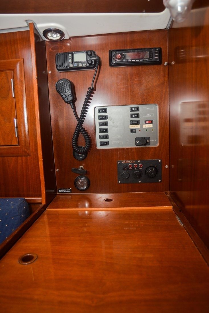 Beneteau Oceanis Clipper 323 | Despina