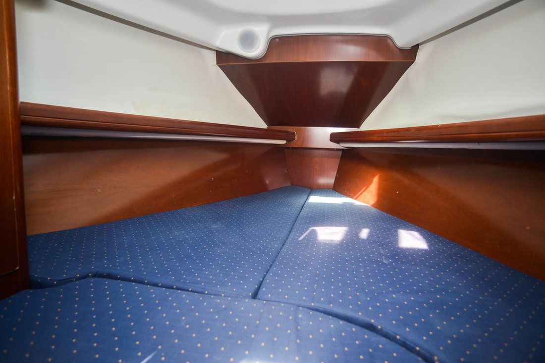 Beneteau Oceanis Clipper 323 | Despina
