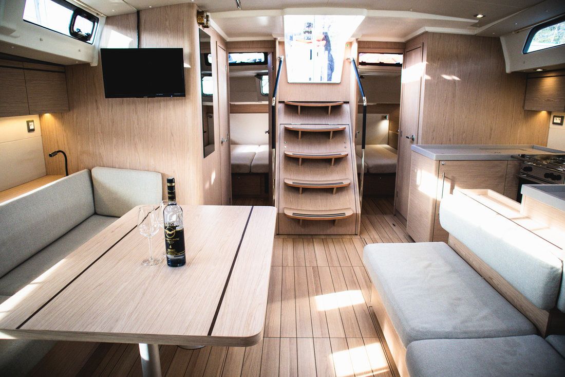 Beneteau Oceanis 51.1 | Full Moon