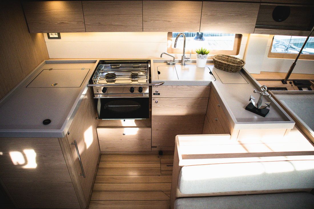 Beneteau Oceanis 51.1 | Full Moon