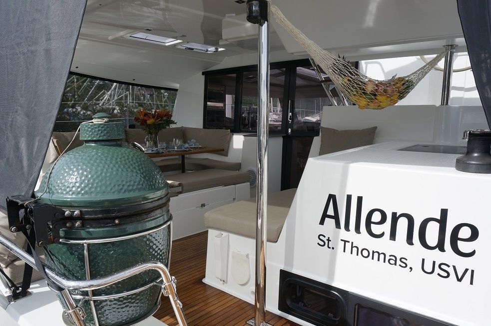 Fountaine Pajot Helia 44 | Allende