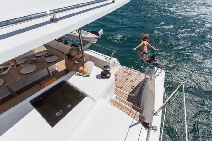 Fountaine Pajot Helia 44 | Allende