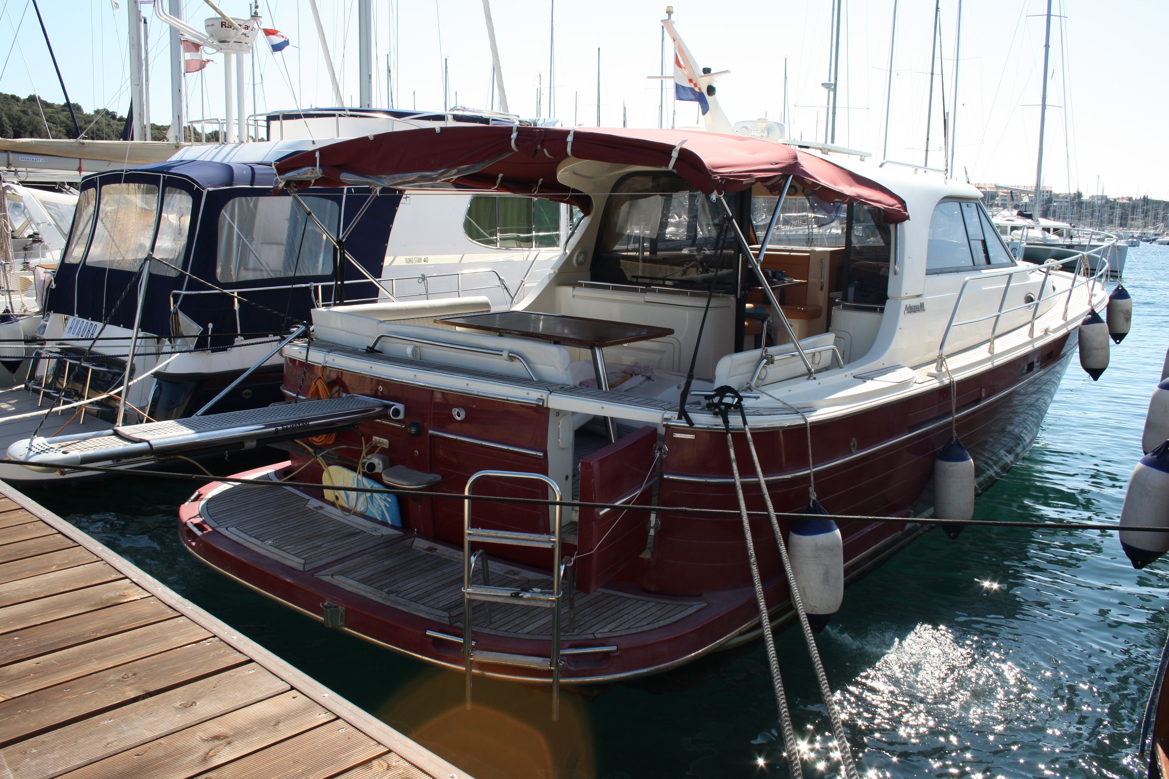 SAS Vektor Adriana 44 | Renesansa