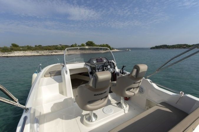 Quicksilver 605 | Aktiv