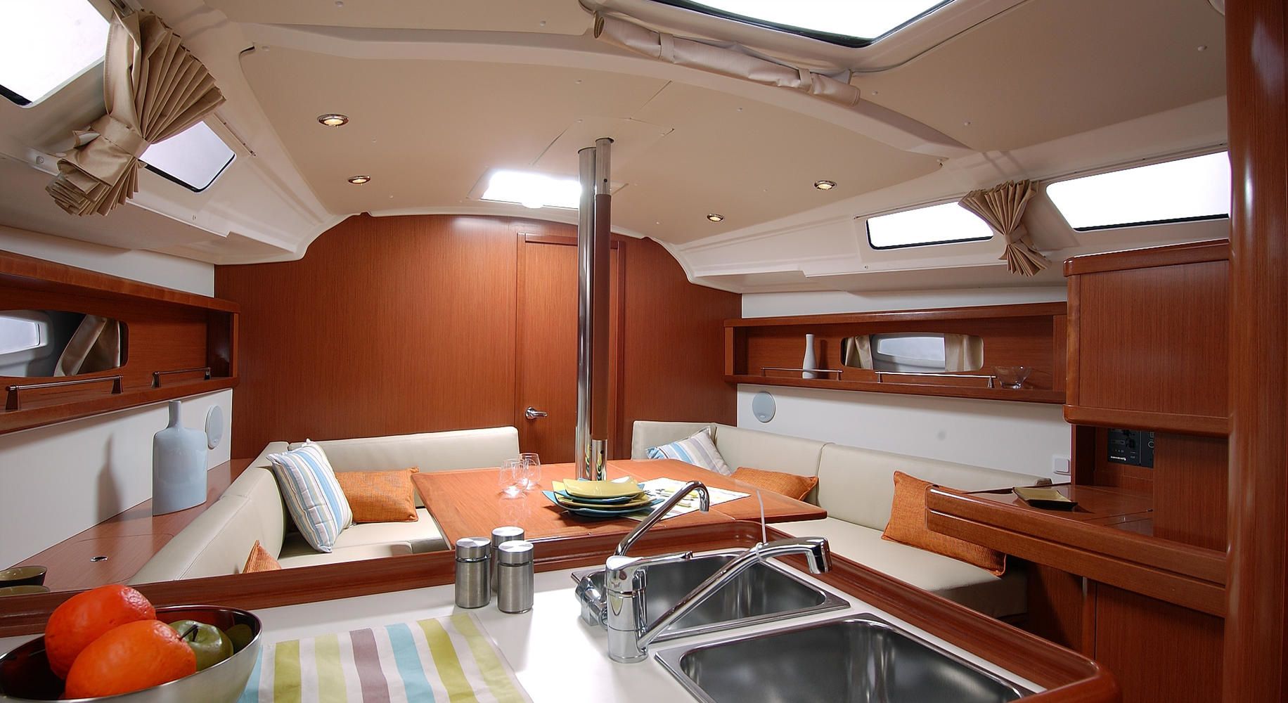 Beneteau Oceanis 37 | Fleur De Lis
