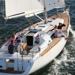 Beneteau Oceanis 37 | Par Excellence