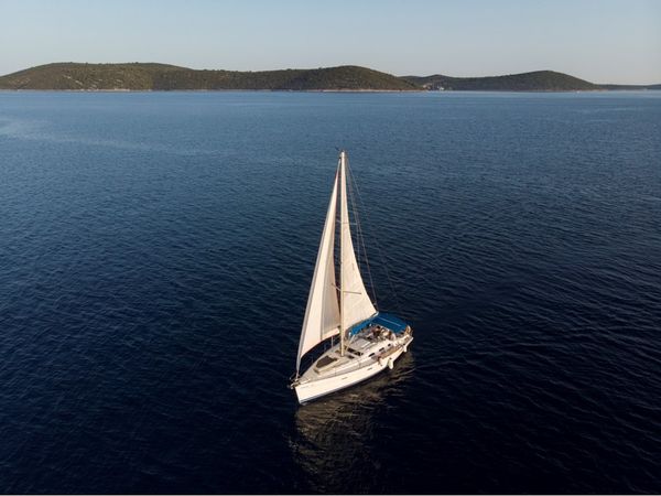 Beneteau Oceanis Clipper 393 | Mare