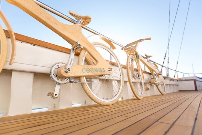 Motor Sailer 81 | Cosmos