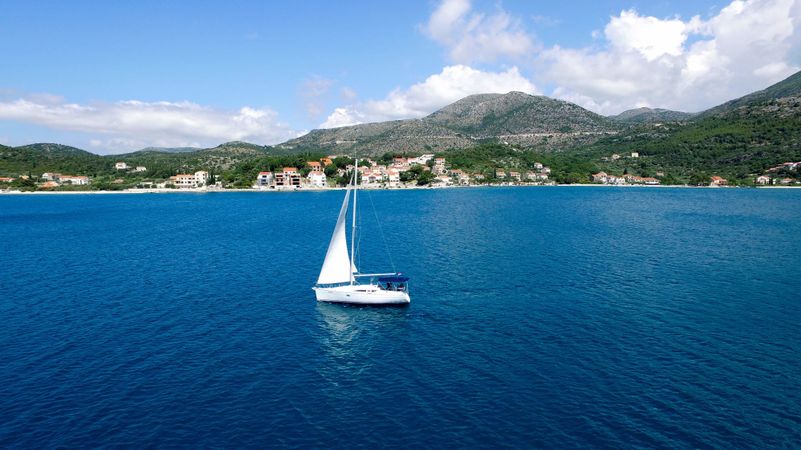 Jeanneau Sun Odyssey 32 | Ana 2
