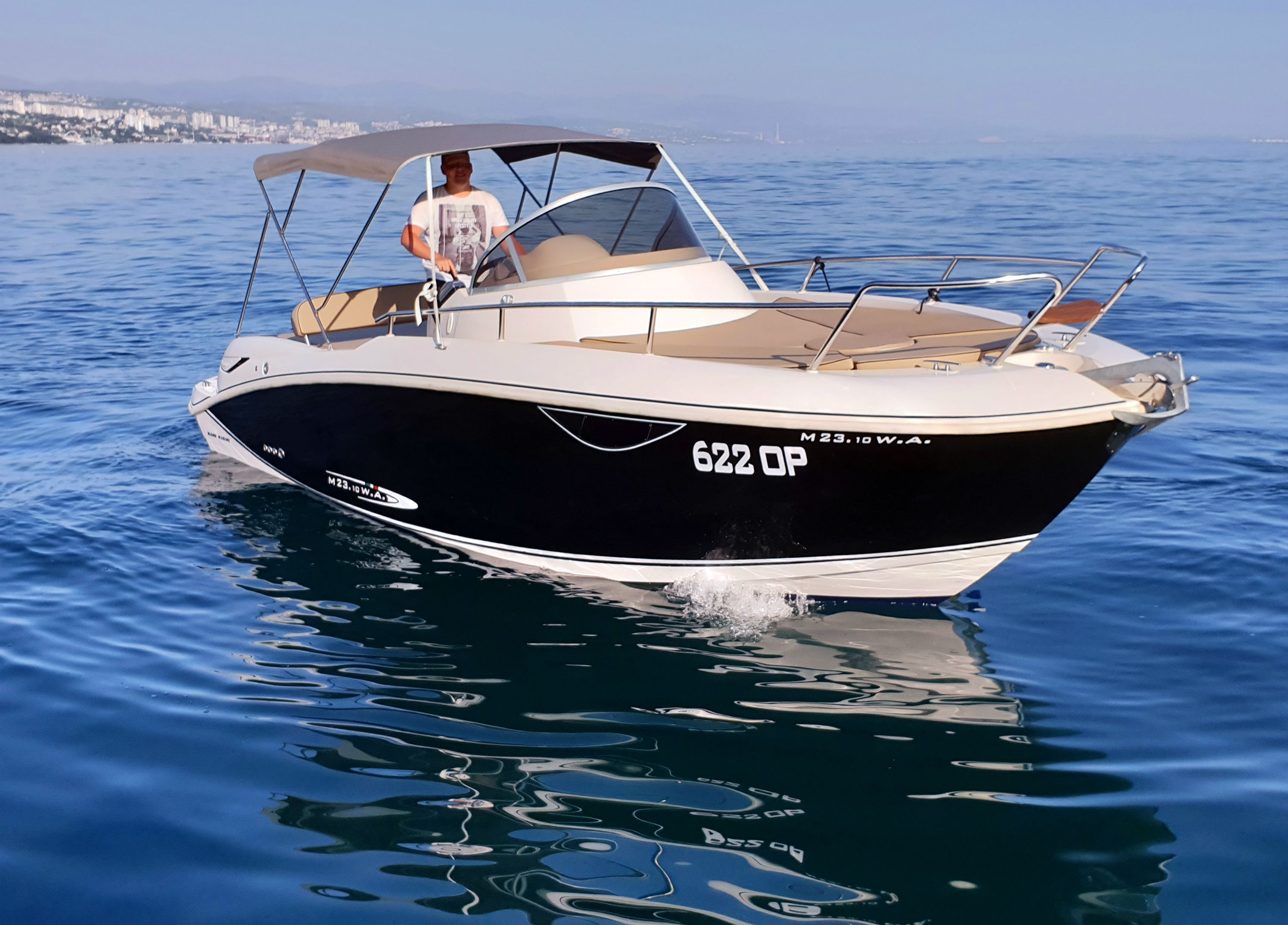 Mano Marine 23.10 | Marine