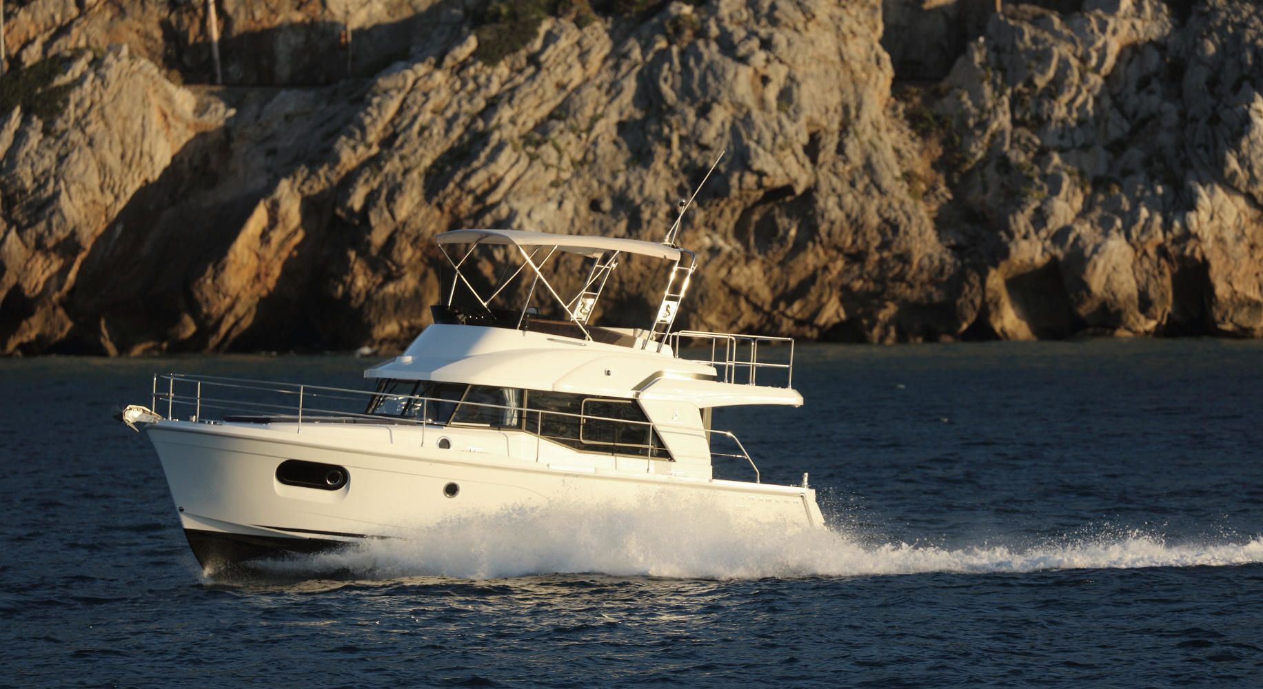 Beneteau Swift Trawler 35 (2018)