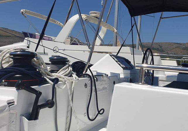 Lagoon 450 F | Calm Point