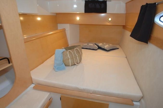 Fountaine Pajot Lavezzi 40 | Tapas