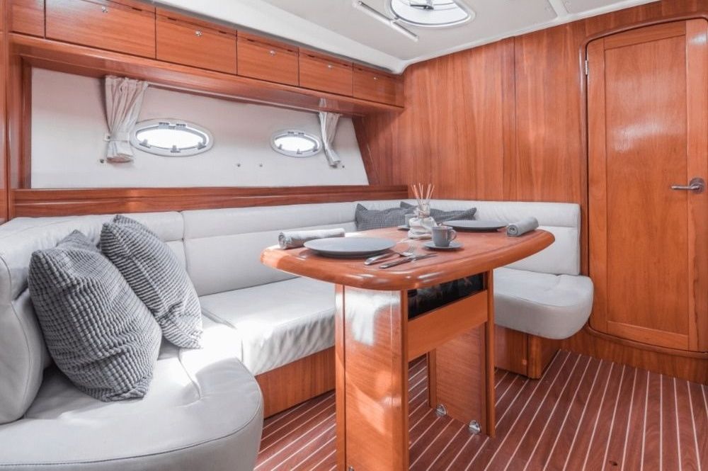 Bavaria Sport 37 | Aegean Blue