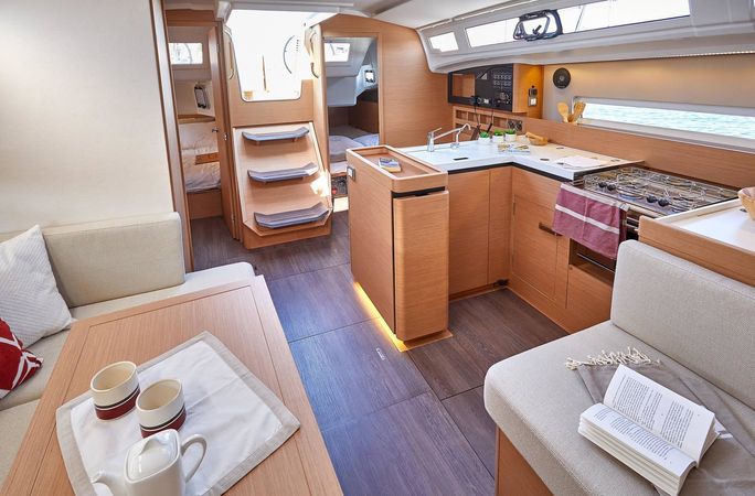 Jeanneau Sun Odyssey 410 | Sunsail 19