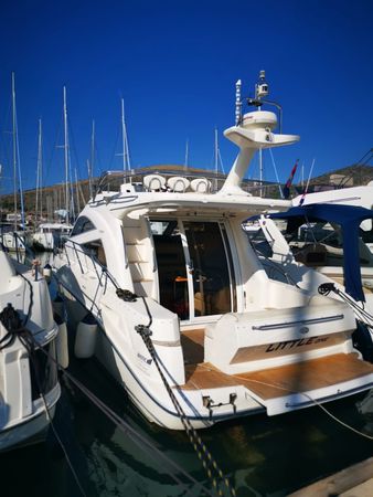 Sealine 34 | Little One