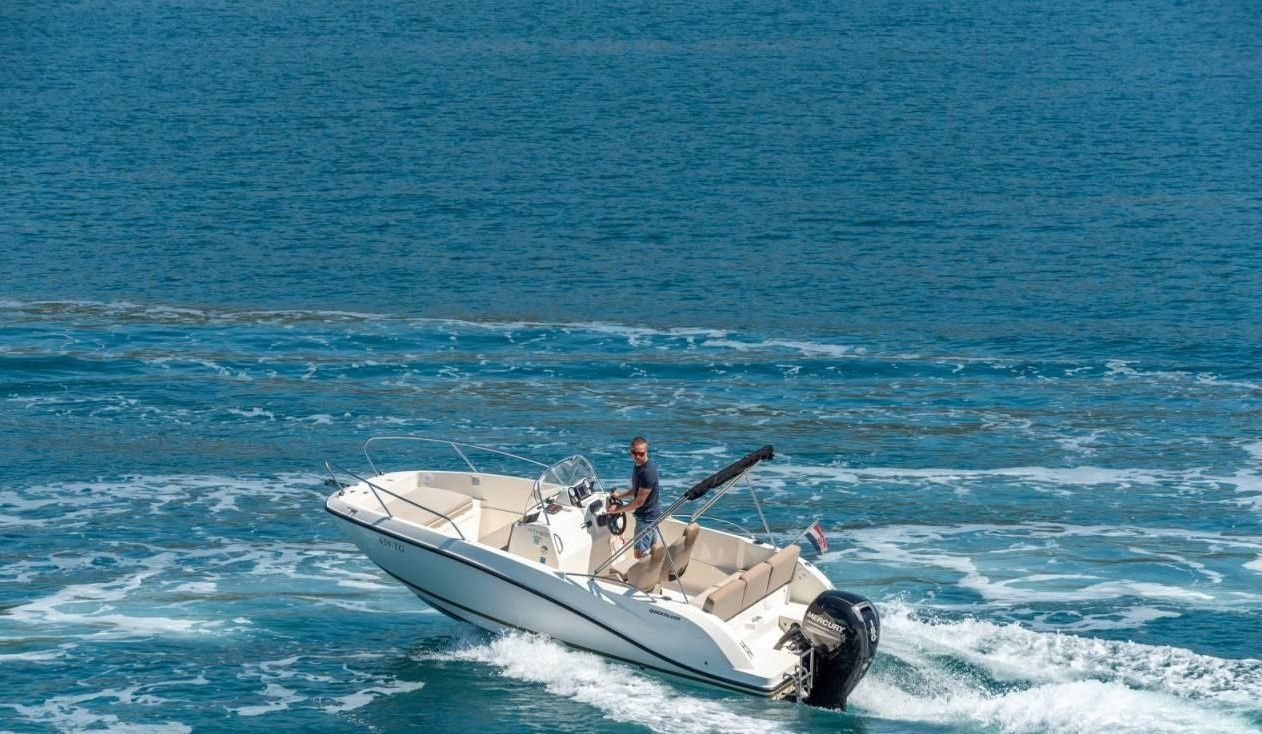 Quicksilver 605 | Activ Open