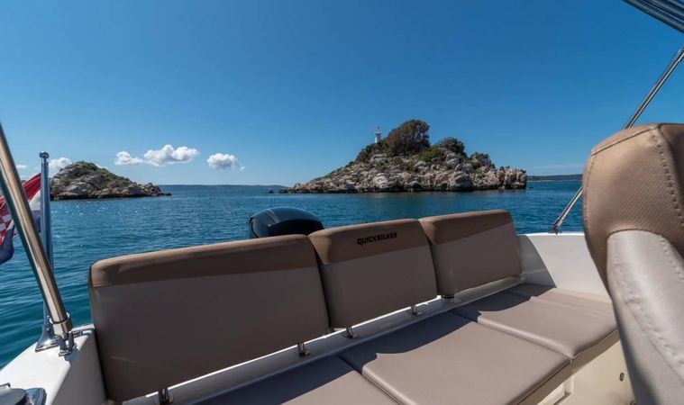 Quicksilver 605 | Activ Open