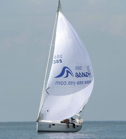 Hanse 385 | Iyarada