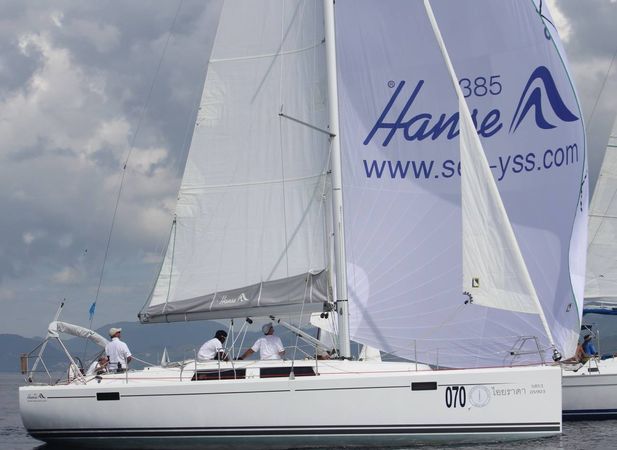 Hanse 385 | Iyarada