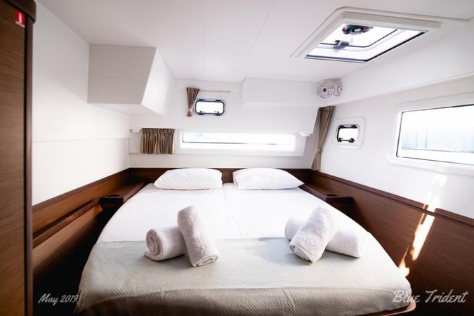 Lagoon 42 | Blue Trident