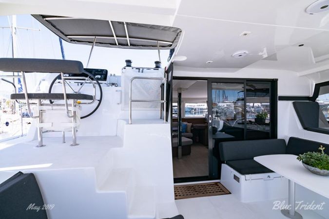 Lagoon 42 | Blue Trident