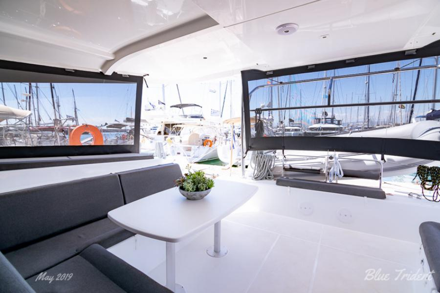 Lagoon 42 | Blue Trident