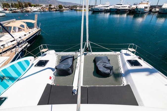 Lagoon 42 | Blue Trident