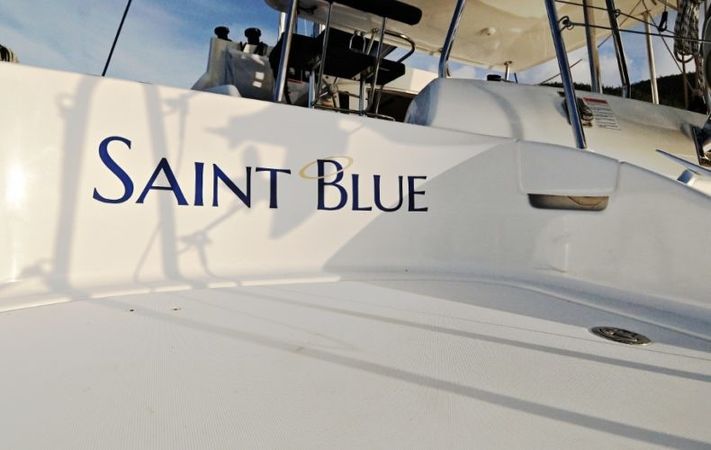 Lagoon 380 S2 | Saint Blue