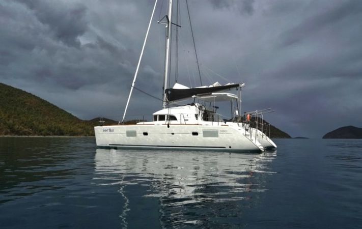 Lagoon 380 S2 | Saint Blue
