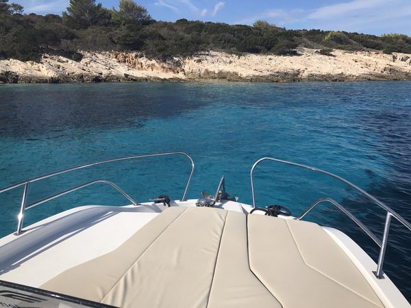 Beneteau Flyer 7.7 | Sun Deck