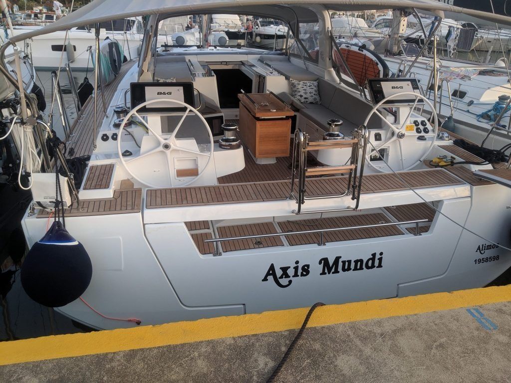 Beneteau Oceanis 55 | Axis Mundi