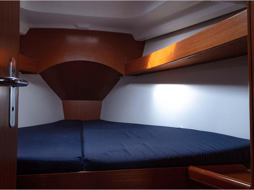 Beneteau Cyclades 43.4 | Aloe Uno