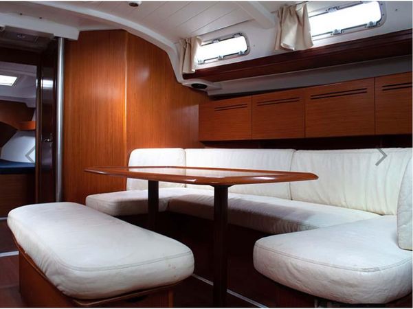 Beneteau Cyclades 43.4 | Aloe Uno